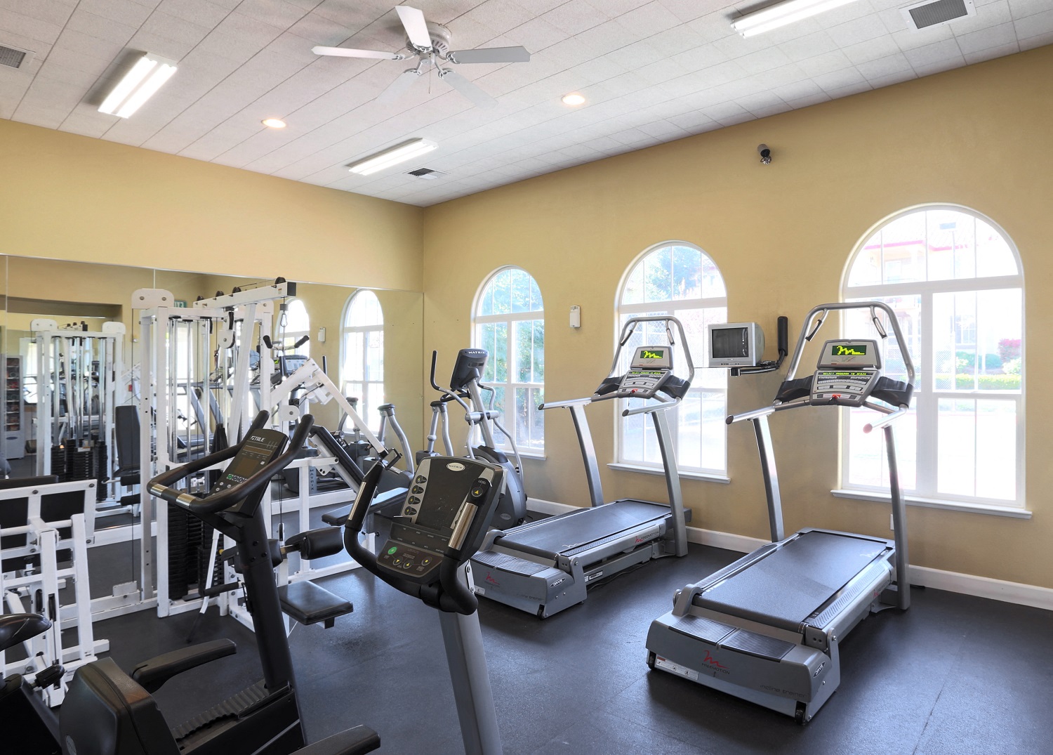 Creekbridge Apartments - Salinas